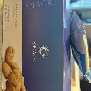 Optavia box of 7 packs of Puffed Ranch Snacks “expired”